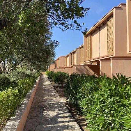 Apartamento 3-bedroom In Sardinia *